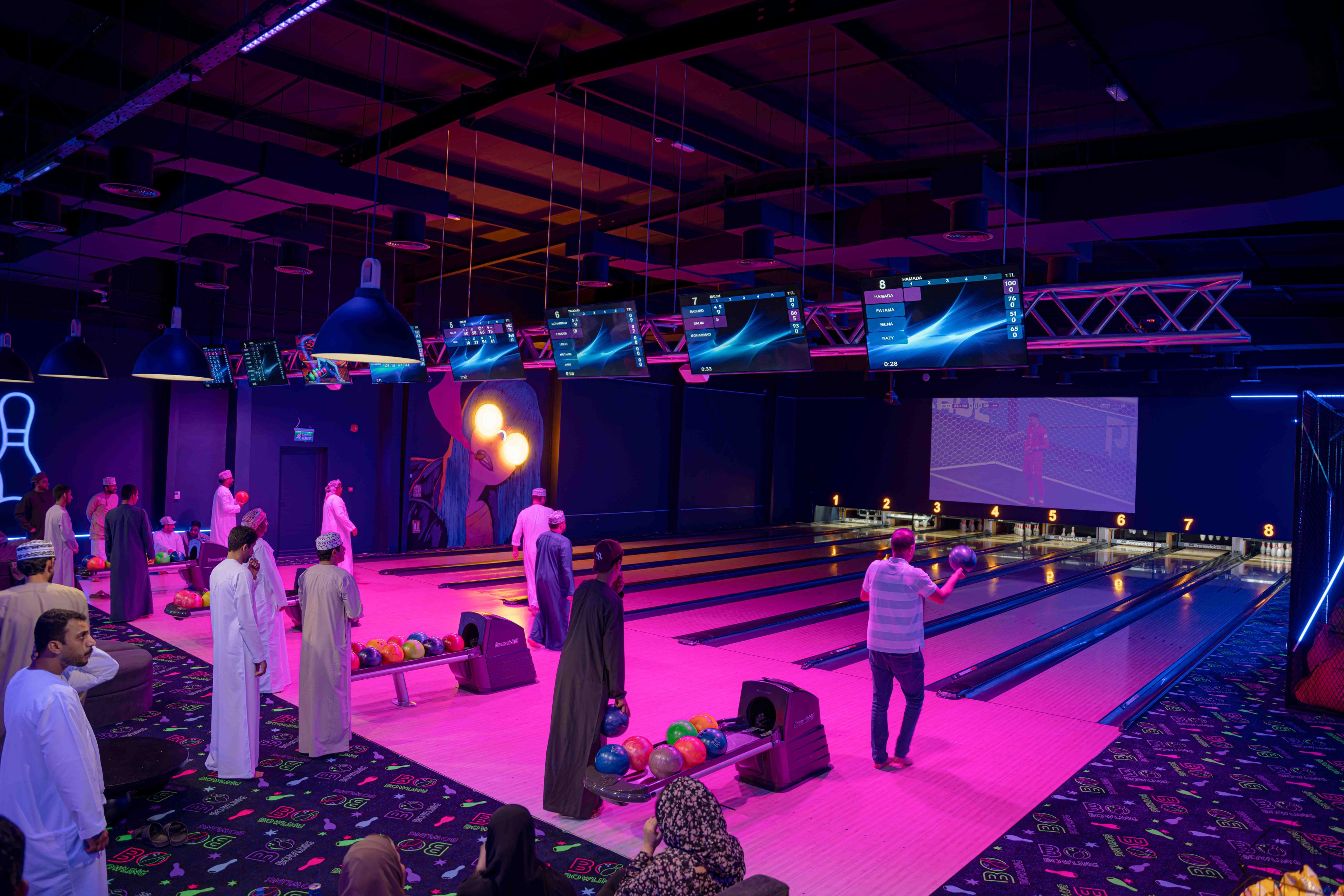 BO Bowling lanes